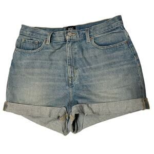 BDG high rise mom Jean shorts size 31
